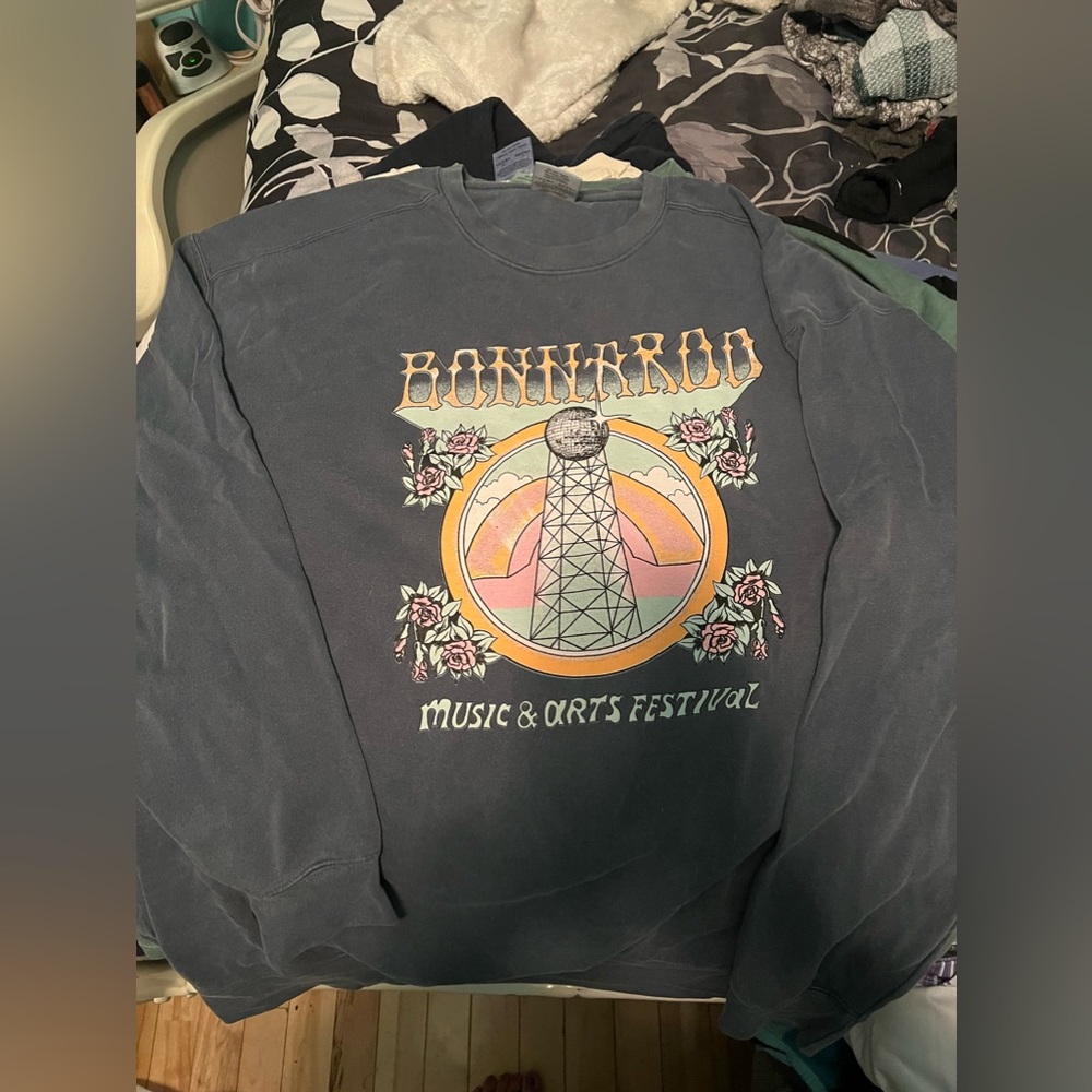 Bonnaroo disco tower comfort color sweat shirt never worn size xxl